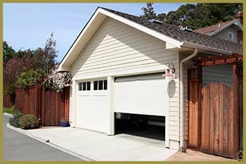 Metro Garage Doors Cedar Hill, TX 469-225-3632 Metro Garage Doors Cedar Hill, TX 469-225-3632 - serv-sid-res-gdr-19m